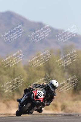 media/Oct-30-2025-Racers Edge (Thu) [[dabbdaf680]]/2-A Group/Session 5 (Turn 7)/